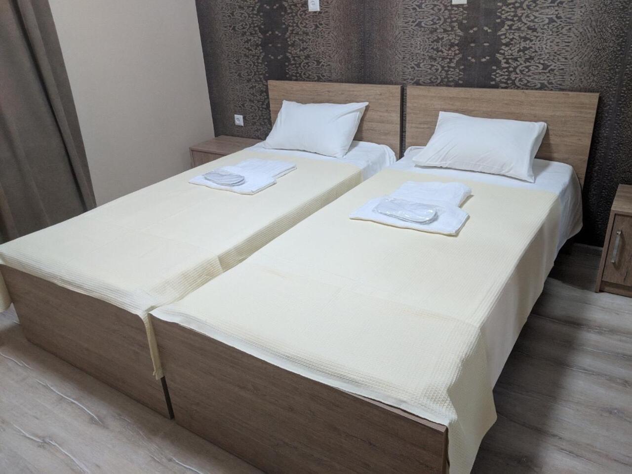 Mtredebi Hotel Samtredia Bagian luar foto