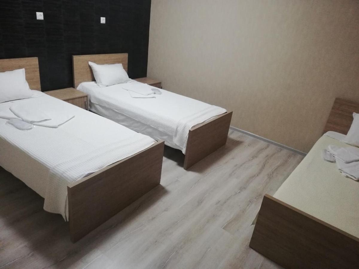 Mtredebi Hotel Samtredia Bagian luar foto
